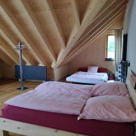 Ferienwohnungen Und Zimmer In Reutlingen-Goenningen Exteriör bild