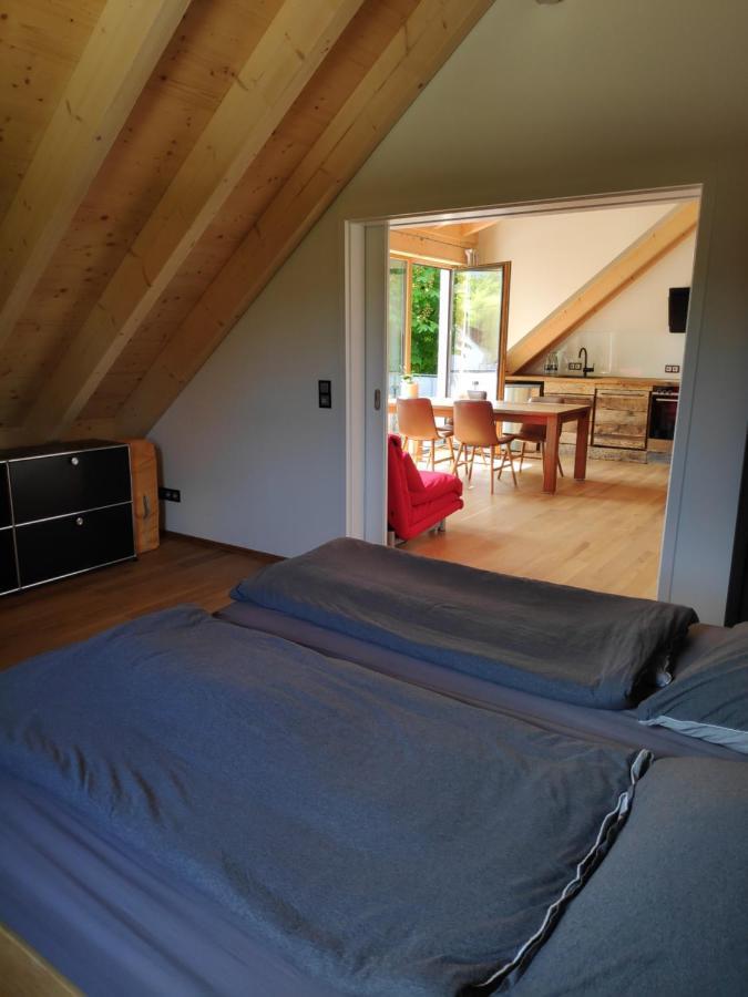 Ferienwohnungen Und Zimmer In Reutlingen-Goenningen Exteriör bild